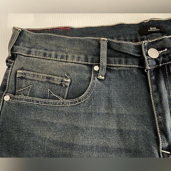 True Religion Geno SN Relaxed Slim Jeans Size 38x32 Dark Smoky Wash - Picture 9 of 13